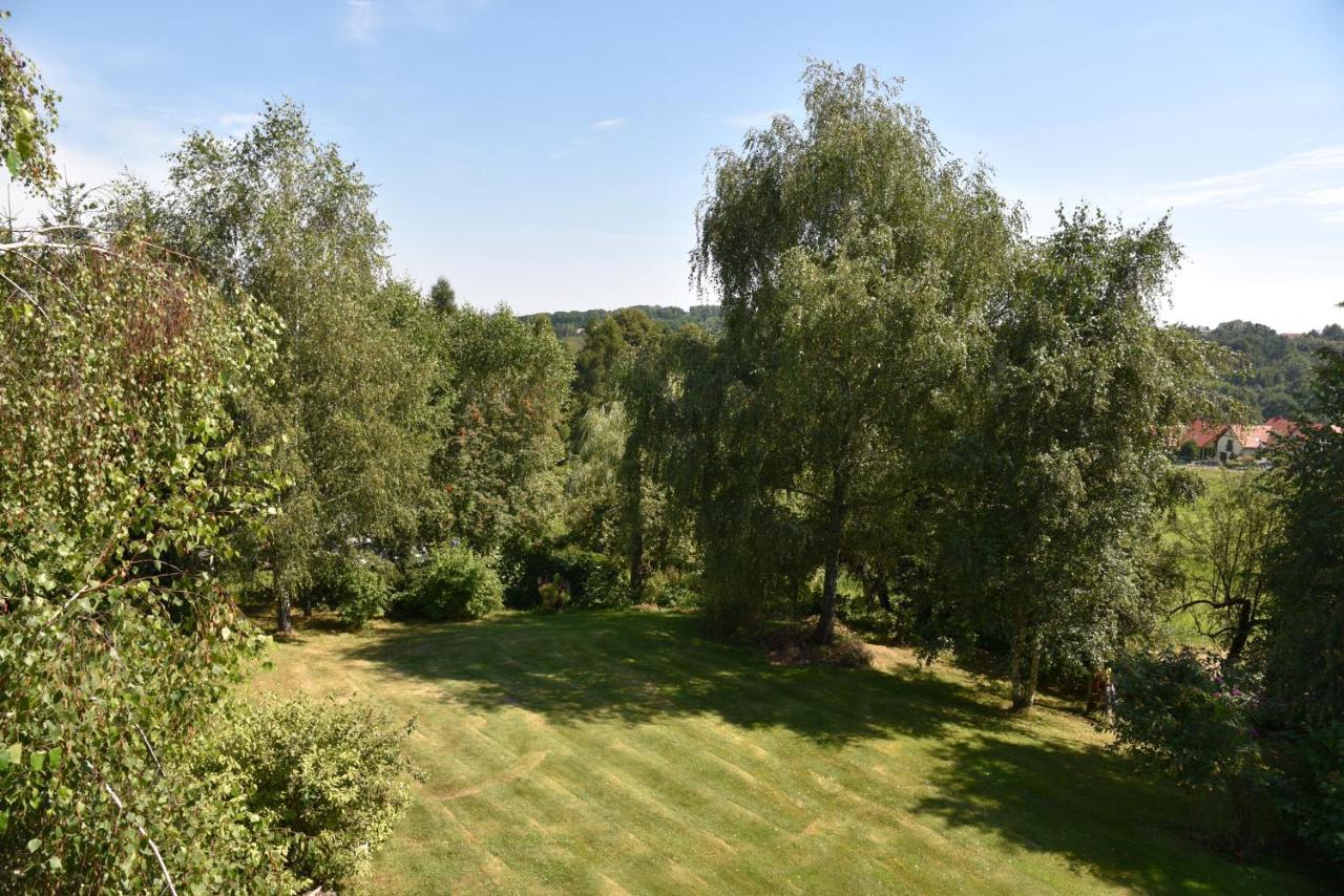 VIP apartment in Mogilany close to Kraków Air con WLAN Highspeed Exterior foto